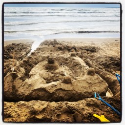 le petit vacancier à la mer